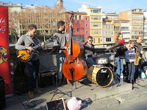 Nadal 2019 a Girona. Girona Christmas Swing amb Counting Off a la Rambla de la Llibertat