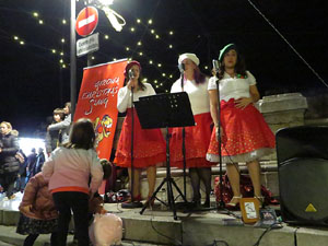 Nadal 2019 a Girona. Girona Christmas Swing amb The Lolita's Sisters a la Rambla de la Llibertat