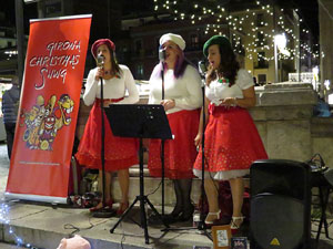 Nadal 2019 a Girona. Girona Christmas Swing amb The Lolita's Sisters a la Rambla de la Llibertat