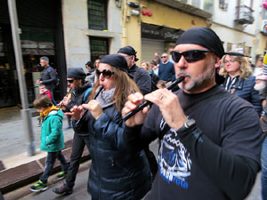 Nadal 2019 a Girona. Cercavila i Els Pastorets de la Mula Baba a la plaça del Pallol