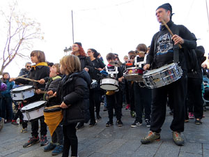 Nadal 2019 a Girona. Cercavila i Els Pastorets de la Mula Baba a la plaça del Pallol