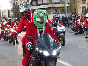 Nadal 2019. Papanoelada motera pels carrers de la ciutat