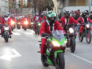 Nadal 2019. Papanoelada motera pels carrers de la ciutat