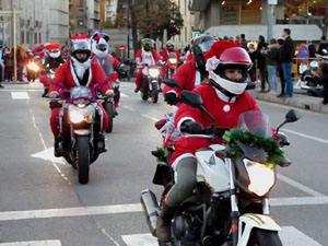 Nadal 2019. Papanoelada motera pels carrers de la ciutat