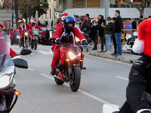 Nadal 2019. Papanoelada motera pels carrers de la ciutat