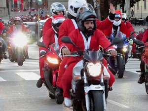 Nadal 2019. Papanoelada motera pels carrers de la ciutat