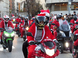 Nadal 2019. Papanoelada motera pels carrers de la ciutat