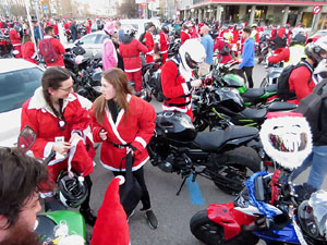 Nadal 2019. Papanoelada motera pels carrers de la ciutat