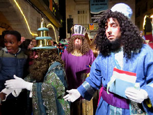 La Cavalcada de Reis 2020. Arribada del seguici a la pla&ccedil;a del Vi