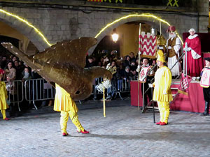 La Cavalcada de Reis 2020. Arribada del seguici a la pla&ccedil;a del Vi