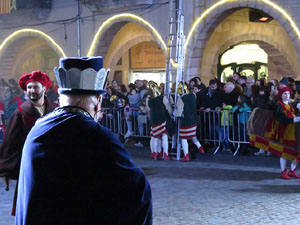 La Cavalcada de Reis 2020. Arribada del seguici a la pla&ccedil;a del Vi