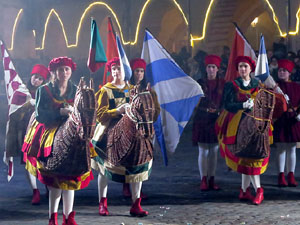 La Cavalcada de Reis 2020. Arribada del seguici a la pla&ccedil;a del Vi