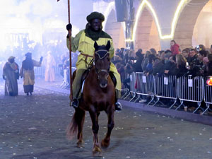 La Cavalcada de Reis 2020. Arribada del seguici a la pla&ccedil;a del Vi