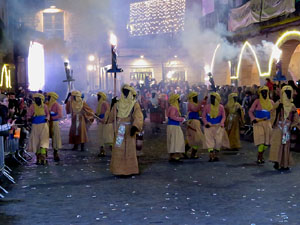 La Cavalcada de Reis 2020. Arribada del seguici a la pla&ccedil;a del Vi