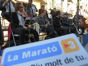 Nadal 2019 a Girona. Audició de sardanes a la Rambla de la Llibertat amb la cobla Selvatana