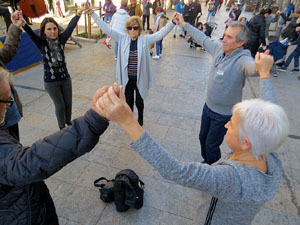 Nadal 2019 a Girona. Audició de sardanes a la Rambla de la Llibertat amb la cobla Selvatana