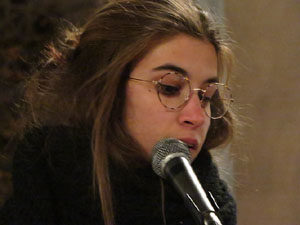 Acció de Tsunami Democràtic a la plaça de de l'U d'octubre de 2017 sota el lema 'Fem-los reflexionar'