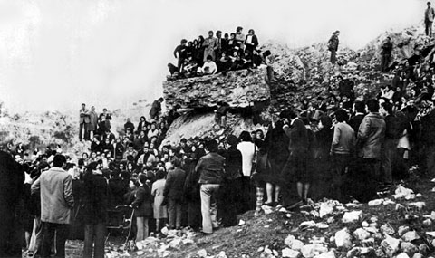 Les 'aparicions' a la Torre Gironella. 1975