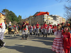 Carnestoltes 2020 a Girona. Disfresses i cercavila pels carrers del Barri Vell