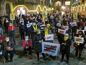 Concentraci&oacute; a la pla&ccedil;a del Vi per la independ&egrave;ncia i la llibertat dels presos pol&iacute;tics