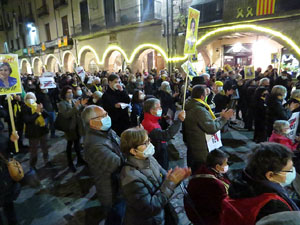 Concentraci&oacute; a la pla&ccedil;a del Vi per la independ&egrave;ncia i la llibertat dels presos pol&iacute;tics