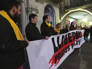 Concentraci&oacute; a la pla&ccedil;a del Vi per la independ&egrave;ncia i la llibertat dels presos pol&iacute;tics