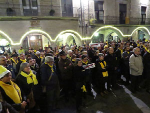 Concentraci&oacute; a la pla&ccedil;a del Vi per la independ&egrave;ncia i la llibertat dels presos pol&iacute;tics