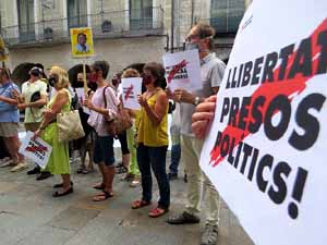 Concentraci&oacute; a la pla&ccedil;a del Vi per la independ&egrave;ncia i la llibertat dels presos pol&iacute;tics