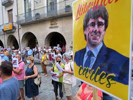 Concentraci&oacute; per la llibertat dels presos pol&iacute;tics a la pla&ccedil;a del Vi