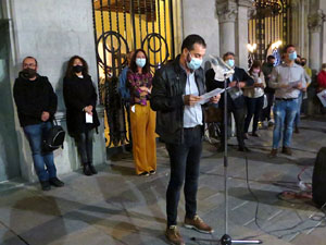 Concentraci&oacute; contra el 155 davant la subdelegaci&oacute; dels govern espanyol a la Gran Via de Jaume I