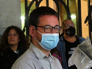 Concentraci&oacute; contra el 155 davant la subdelegaci&oacute; dels govern espanyol a la Gran Via de Jaume I