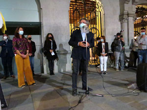 Concentraci&oacute; contra el 155 davant la subdelegaci&oacute; dels govern espanyol a la Gran Via de Jaume I