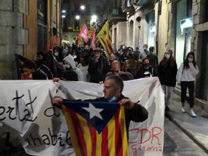 Concentraci&oacute; contra el 155 davant la subdelegaci&oacute; dels govern espanyol a la Gran Via de Jaume I