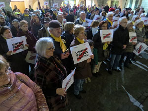 Concentraci&oacute; a la pla&ccedil;a del Vi per la independ&egrave;ncia i la llibertat dels presos pol&iacute;tics