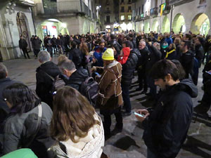 Concentraci&oacute; a la pla&ccedil;a del Vi per la independ&egrave;ncia i la llibertat dels presos pol&iacute;tics