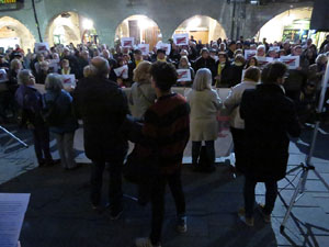 Concentraci&oacute; a la pla&ccedil;a del Vi per la independ&egrave;ncia i la llibertat dels presos pol&iacute;tics