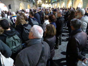 Concentraci&oacute; a la pla&ccedil;a del Vi per la independ&egrave;ncia i la llibertat dels presos pol&iacute;tics