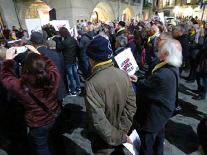 Concentraci&oacute; a la pla&ccedil;a del Vi per la independ&egrave;ncia i la llibertat dels presos pol&iacute;tics