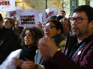Concentraci&oacute; a la pla&ccedil;a del Vi per la independ&egrave;ncia i la llibertat dels presos pol&iacute;tics