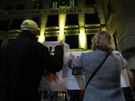 Concentraci&oacute; per la llibertat dels presos pol&iacute;tics a la pla&ccedil;a del Vi