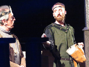 Representaci&oacute; de la Consueta de Sant Jordi cavaller a la nau g&ograve;tica de la Catedral