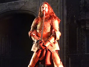 Representaci&oacute; de la Consueta de Sant Jordi cavaller a la nau g&ograve;tica de la Catedral