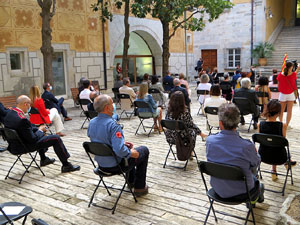 Diada Nacional 2020. Acte institucional al Pati de les Magn&ograve;lies, amb parlaments de Marta Madrenas, Miquel Noguer i Pere Vila