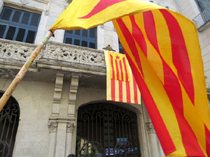 Diada Nacional 2020. Concentraci&oacute; a la pla&ccedil;a del Vi, lectura del manifest i cant de Els Segadors
