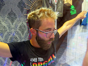 Festival Fitag 2020. Girona pren vida. Espectacles als aparadors de les botigues de Girona