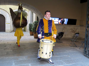 La Flama del Canig&oacute; 2020 a la pla&ccedil;a del Vi