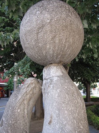 Detall de la Font de les Foques