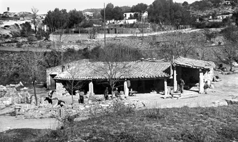 Personal de la pedrera de Can Casellas, treballant. 1930