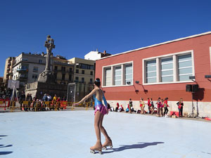 VIII Jornada de l'Esport Femen&iacute; 2020 a la pla&ccedil;a Salvador Espriu, la de Francesc Calvet i Rubalcaba, la pla&ccedil;a Catalunya i el riu Onyar