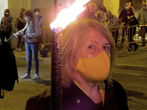 Concentraci&oacute; i encesa de torxes en commemoraci&oacute; del l'1-O del 2017